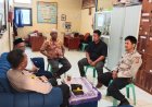 Kapolsek Beber didampingi Kanit Binmas Sambang Kamtibmas di SMK Lestari Desa Gumulung, Kecamatan Greged