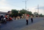 Polsek Susukan Polresta Cirebon Laksanakan Pengaturan Lalu Lintas Pagi di Jalur Pantura Bunder