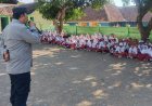 Polsek Beber Menggelar Police Goes To School untuk Ciptakan Suasana Nyaman di SDN 1 Sindangkasih