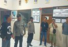 Polsek Pabedilan Perkuat Kemitraan, Patroli Dialogis Sambangi Perangkat Desa Pabedilan Wetan yang Piket Malam