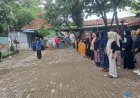 ​Bhabinkamtibmas Aipda Duso Furwanto, S.H. Tanamkan Semangat Patriotisme Sejak Dini di TK Al Azakia