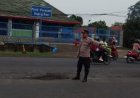 Bantu Kelancaran Aktivitas Masyarakat Polsek Klangenan Polresta Cirebon Gatur Pagi