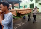 Polri Hadir untuk Masyarakat: Bhabinkamtibmas  Bantu Evakuasi Jenazah di sawah