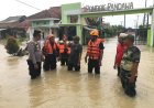 Respon Cepat Kapolsek Arjawinangun monitor Antisipasi Banjir di perumahan Pandawa  serta Jalan nyi Mas Gandasari  Desa Jungjang wetan.
