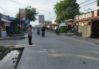 Anggota SPKT I Polsek Babakan Memberikan Pelayanan Kepada Masyarakat pengguna jalan Raya dengan melaksanakan PH Pagi di Pertigaan depan SDN 01 BABAKAN Termasuk Desa Babakan Kab Cirebon