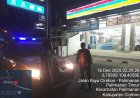 Patroli malam dengan tujuan untuk menjaga keamanan dan ketertiban di lingkungan sekitar.