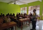 Bhabinkamtibmas Polsek  Arjawinangun Binluh pelajar MTS Al Hilal Tegalgubug