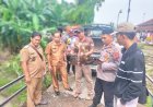 Kapolsek Gempol Kompol Rynaldi Nurwan., S.H., M.H Pelaksanaan kegiatan "Jum'at Curhat" yang ditujukan untuk menampung aspirasi serta masukan dari masyarakat, dilaksanakan dengan terbuka dan penuh keterbukaan oleh Polsek Gempol