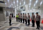Dalam rangka Ops Lilin 2025 Personil Polresta Cirebon laksanakan Deteksi dini situasi Kamtibmas jelang Natal dan Tahun Baru 2025, Personil Pos Pam Ciledug efektikan laksanakan Patroli Malam.