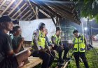 Jalin silaturahmi dan Pelihara Kamtibmas, Personil Pos Pam Lemahabang sambangi Pos Satkamling.