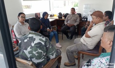 JUMAT CURHAT DALAM RANGKA MENCIPTAKAN SUASANA KONDUSIFITAS DI LINGKUNGAN MASYARAKAT