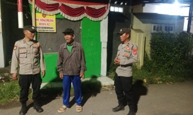 Giat Polsek Pangenan memberikan himbauan kamtibmas jelang Natal dan Tahun Baru.