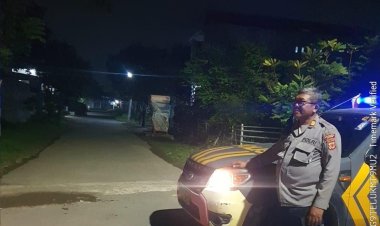Kapolsek Talun Pimpin Patroli Malam untuk Ciptakan Rasa Aman dan Nyaman bagi Masyarakat