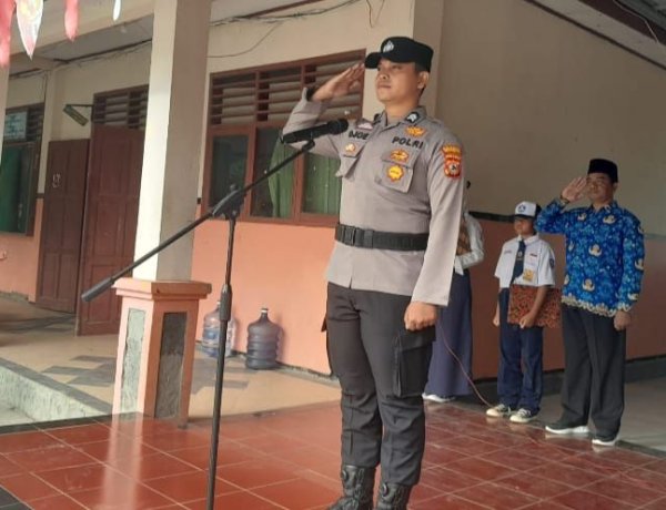 Police Goes To School Polsek Gegesik berikan Pesan Kamtibmas Kepada para siswa