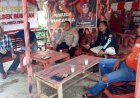 Ngopi bersama Kapolsek dalam  Jum'at Curhat bersama masyarakat Desa Kejiwan Kab Cirebon