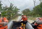 Sigap Hadapi Banjir Karawang, SAR Sat Brimob Polda Jabar Turun Langsung Pastikan Keselamatan Warga
