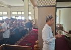 Polda Jabar Gelar Sholat Ghaib untuk Korban Bencana Longsor di Cisarua*