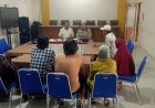 Kapolsek Sedong Polresta Cirebon melaksanakan giat Jum'at Curhat, di Desa Panongan.