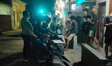 Polsek Plered Antisipasi Tindak Kejahatan, tawuran dan geng motor Serta C3 laksanakan Patroli malam.