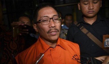 Mantan Bupati Cirebon Sunjaya Purwadisastra Gugat Bupati Cirebon Imron Senilai Rp46,5 Miliar