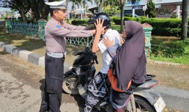 Tingkatkan Disiplin Lalu Lintas, Polsek Weru Sosialisasikan Operasi Keselamatan Lodaya 2026