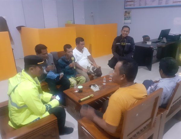 Giat Sambang Dialogis Polsek Pangenan Dalam Rangka menjalin tali silaturahmi dan Antisipasi Kerawanan serta Mencegah Gangguan Kamtibmas.