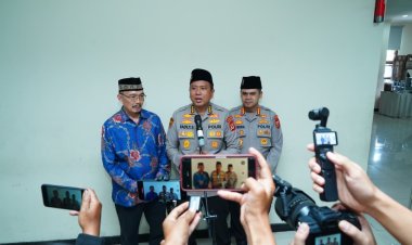 Polda Jabar Lepas 135 Calon Jemaah Haji, Karo SDM : Bekal Spiritual Perkuat Profesionalisme Polri